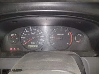2000 Nissan Xterra XE with VIN 5N1ED28Y7YC558093, listed as a IAAI auction lot 41388864 with 172,323 mi miles. Bid and sale history available at carsss.com. Image 7.