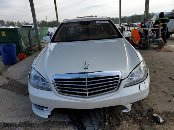 2011 Mercedes-Benz S-Class S 550 with VIN WDDNG7BBXBA370223, listed as a Copart auction lot 45787535 with 67,903 mi miles and Salvage Title. Bid and sale history available at carsss.com. Image 5.