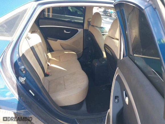 2015 Hyundai Elantra GT with VIN KMHD35LH3FU249316, listed as a IAAI auction lot 41700406 with NaN miles. Bid and sale history available at carsss.com. Image 8.