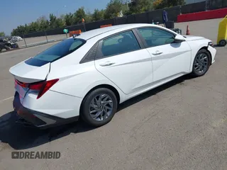 2024 Hyundai Elantra SEL with VIN KMHLM4DG2RU648117, listed as a IAAI auction lot 41879604 with 36,734 mi miles and . Bid and sale history available at carsss.com. Image 4.