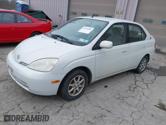 2003 Toyota Prius with VIN JT2BK18U630070910, listed as a IAAI auction lot 41628888 with 139,584 mi miles. Bid and sale history available at carsss.com. Image 2.