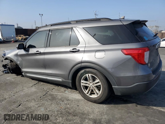 2022 Ford Explorer XLT z VIN 1FMSK7DH0NGA19122, wystawiony jako Copart lot #46834415 z przebiegiem 43 487 mil mil oraz Szkoda całkowita • Salvage title. Historia ofert i sprzedaży dostępna na DreamBid. Obrazek 2.