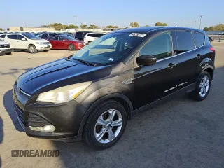 2013 Ford Escape SE with VIN 1FMCU0GX0DUA35118, listed as a Copart auction lot 77547804 with 199,277 mi miles and Clean Title. Bid and sale history available at carsss.com. Image 1.