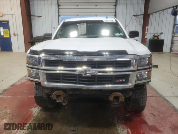 2014 Chevrolet Silverado 1500 LT with VIN 1GCVKREC8EZ413682, listed as a Copart auction lot 50869935 with 140,224 mi miles and Salvage Title. Bid and sale history available at DreamBid. Image 5.