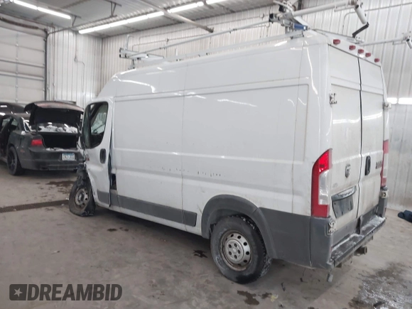 2014 Ram ProMaster Cargo with VIN 3C6TRVCG4EE101220, listed as a IAAI auction lot 41323764 with 270,810 mi miles. Bid and sale history available at carsss.com. Image 3.