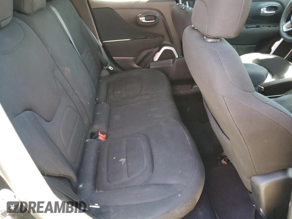 2018 Jeep Renegade Latitude z VIN ZACCJABH4JPH35479, wystawiony jako Copart lot #69672504 z przebiegiem 119 850 mil mil oraz Czysty tytuł • Clean title. Historia ofert i sprzedaży dostępna na DreamBid. Obrazek 10.