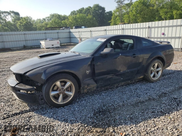 2008 Ford Mustang GT Deluxe with VIN 1ZVHT82H585171950, listed as a Copart auction lot 51599375 with 129,896 mi miles and Salvage Title. Bid and sale history available at carsss.com. Image 1.