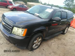 2007 Chevrolet Suburban LTZ with VIN 3GNFC16097G247674, listed as a IAAI auction lot 42168577 with 217,864 mi miles. Bid and sale history available at carsss.com. Image 2.