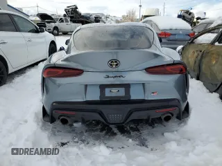 2022 Toyota Supra 3.0 z VIN WZ1DB0C02NW048046, wystawiony jako Copart lot #72887862 z przebiegiem 13 037 mil mil oraz . Historia ofert i sprzedaży dostępna na DreamBid. Obrazek 6.