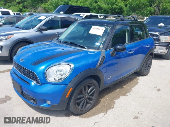 2013 MINI Countryman S ALL4 with VIN WMWZC5C53DWM16126, listed as a IAAI auction lot 42108272 with 118,314 mi miles and . Bid and sale history available at DreamBid. Image 2.