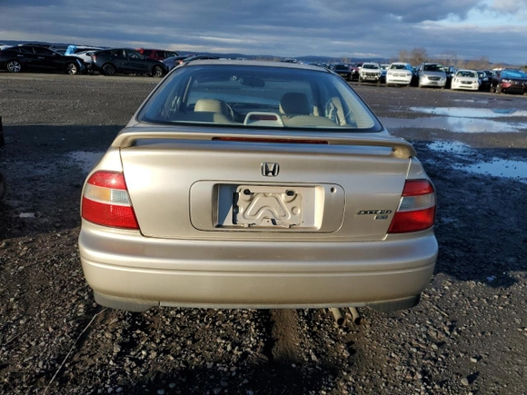 1994 Honda Accord EX w/Leather with VIN 1HGCD7169RA052068, listed as a Copart auction lot 85138154 with 188,397 mi miles and Salvage Title. Bid and sale history available at carsss.com. Image 6.