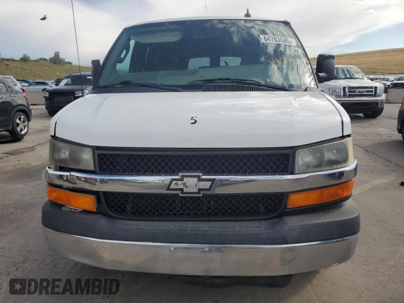 2016 Chevrolet Express Passenger LT with VIN 1GAZGPFG5G1270709, listed as a Copart auction lot 64763585 with 155,425 mi miles and Clean title. Bid and sale history available at DreamBid. Image 5.