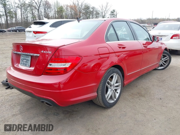 2013 Mercedes-Benz C 300 Sport with VIN WDDGF8AB3DR293279, listed as a IAAI auction lot 41937006 with 108,781 mi miles and . Bid and sale history available at carsss.com. Image 4.