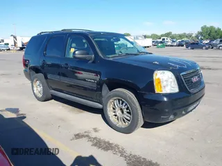 2007 GMC Yukon SLT z VIN 1GKFK13047J289558, wystawiony jako IAAI lot #42315709 z przebiegiem Nie podano mil oraz . Historia ofert i sprzedaży dostępna na DreamBid. Obrazek 1.