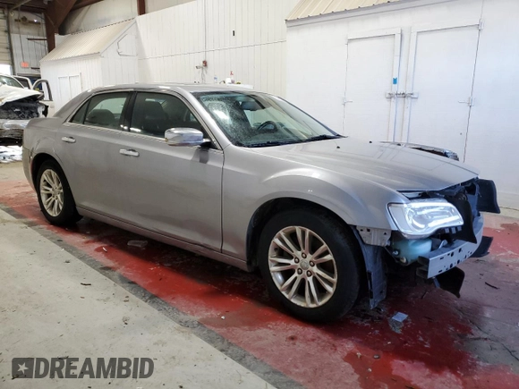2017 Chrysler 300 C with VIN 2C3CCAEG2HH570965, listed as a Copart auction lot 42235735 with 106,514 mi miles and Clean Title. Bid and sale history available at DreamBid. Image 4.