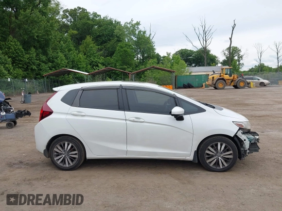 2016 Honda Fit EX с VIN JHMGK5H77GS004034, выставлен на аукционе IAAI как лот 42364161 с пробегом 127 234 миль миль и . История ставок и продаж доступна на DreamBid. Изображение 14.