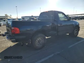 2004 Ford F-150 XL z VIN 2FTRF07274CA23500, wystawiony jako Copart lot #88761275 z przebiegiem 257 573 mil mil oraz Szkoda całkowita • Salvage title. Historia ofert i sprzedaży dostępna na DreamBid. Obrazek 3.