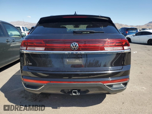 2024 Volkswagen Atlas SE with VIN 1V2WE2CA2RC220214, listed as a Copart auction lot 56092105 with 35,083 mi miles and Salvage title. Bid and sale history available at DreamBid. Image 6.
