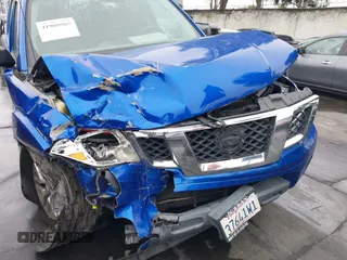 2015 Nissan Frontier SV z VIN 1N6AD0FRXFN758919, wystawiony jako IAAI lot #41909985 z przebiegiem 153 001 mil mil oraz . Historia ofert i sprzedaży dostępna na DreamBid. Obrazek 18.