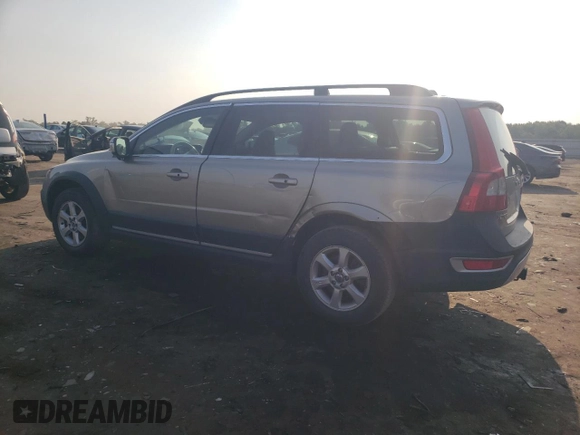 2013 Volvo XC70 3.2L with VIN YV4952BL8D1158854, listed as a Copart auction lot 67446474 with 180,013 mi miles and Salvage Title. Bid and sale history available at DreamBid. Image 2.
