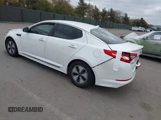 2012 Kia Optima Hybrid with VIN KNAGM4AD7C5013599, listed as a IAAI auction lot 41895083 with 118,181 mi miles. Bid and sale history available at carsss.com. Image 3.