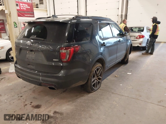 2017 Ford Explorer Sport z VIN 1FM5K8GT9HGA04092, wystawiony jako IAAI lot #41354237 z przebiegiem 96 620 mil mil oraz . Historia ofert i sprzedaży dostępna na DreamBid. Obrazek 4.