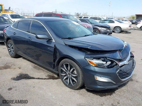 2020 Chevrolet Malibu RS with VIN 1G1ZG5ST8LF155963, listed as a IAAI auction lot 41698638 with 39,914 mi miles. Bid and sale history available at carsss.com. Image 1.