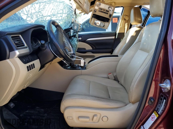 2018 Toyota Highlander SE z VIN 5TDKZRFH9JS238704, wystawiony jako Copart lot #74180764 z przebiegiem 96 037 mil mil oraz Szkoda całkowita • Salvage title. Historia ofert i sprzedaży dostępna na DreamBid. Obrazek 7.