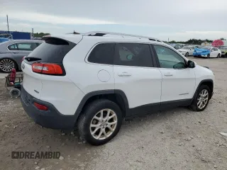 2016 Jeep Cherokee 75th Anniversary z VIN 1C4PJLCB2GW376586, wystawiony jako Copart lot #63290275 z przebiegiem 83 940 mil mil oraz Czysty tytuł • Clean title. Historia ofert i sprzedaży dostępna na DreamBid. Obrazek 3.