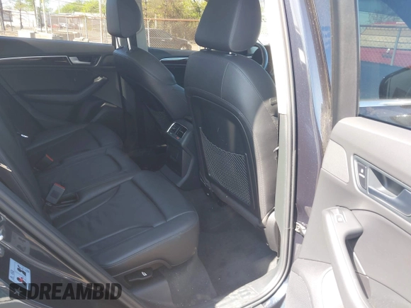 2014 Audi Q5 Premium Plus z VIN WA1LFBFP4EA006181, wystawiony jako IAAI lot #42140321 z przebiegiem 104 870 mil mil oraz . Historia ofert i sprzedaży dostępna na DreamBid. Obrazek 8.