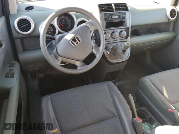 2005 Honda Element with VIN 5J6YH27305L031062, listed as a Copart auction lot 84324824 with 194,110 mi miles and Clean Title. Bid and sale history available at DreamBid. Image 8.