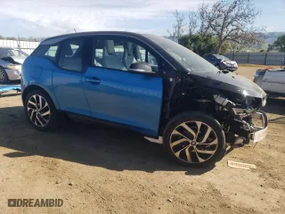 2018 BMW i3 with VIN WBY7Z2C50JVE64726, listed as a Copart auction lot 47967404 with 27,883 mi miles. Bid and sale history available at carsss.com. Image 4.