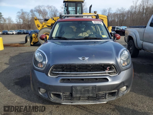 2016 MINI Countryman S z VIN WMWZC5C52GWP49650, wystawiony jako Copart lot #49153185 z przebiegiem 166 695 mil mil oraz Szkody całkowita. Historia ofert i sprzedaży dostępna na DreamBid. Obrazek 5.