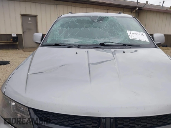 2017 Dodge Journey Crossroad Plus with VIN 3C4PDCGB5HT613256, listed as a IAAI auction lot 41509616 with 146,931 mi miles. Bid and sale history available at carsss.com. Image 6.