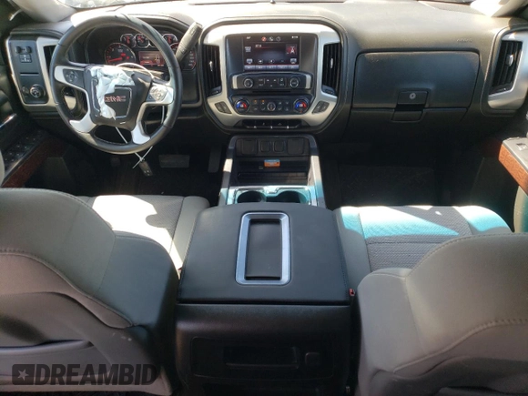 2015 GMC Sierra 1500 SLE z VIN 3GTU1UEC3FG459889, wystawiony jako Copart lot #53953725 z przebiegiem 104 638 mil mil oraz Szkoda całkowita • Salvage title. Historia ofert i sprzedaży dostępna na DreamBid. Obrazek 8.