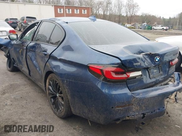 2021 BMW 5 Series 530i with VIN WBA53BH04MCF15438, listed as a IAAI auction lot 41908280 with 38,640 mi miles and . Bid and sale history available at DreamBid. Image 3.