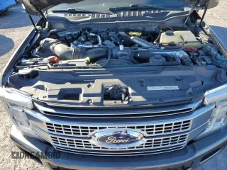 2017 Ford F-350 Platinum with VIN 1FT8W3BT2HEF16434, listed as a Copart auction lot 47240165 with 99,219 mi miles and Salvage Title. Bid and sale history available at DreamBid. Image 12.