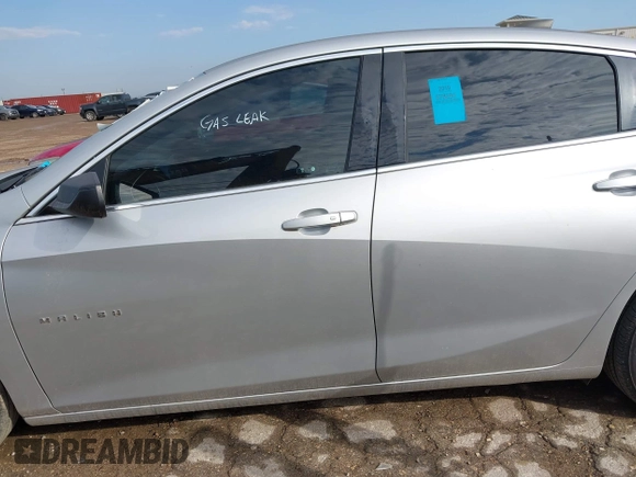 2019 Chevrolet Malibu LS z VIN 1G1ZB5ST5KF199366, wystawiony jako IAAI lot #42255652 z przebiegiem 83 151 mil mil oraz . Historia ofert i sprzedaży dostępna na DreamBid. Obrazek 14.