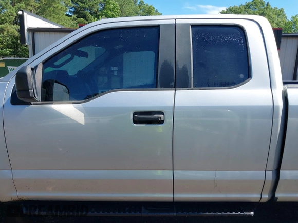 2019 Ford F-150 XL с VIN 1FTFX1E5XKKF11013, выставлен на аукционе IAAI как лот 42528164 с пробегом 128 584 миль миль и . История ставок и продаж доступна на DreamBid. Изображение 15.