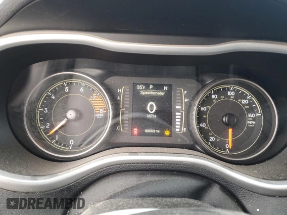 2018 Jeep Cherokee Latitude Plus with VIN 1C4PJMLX1JD516860, listed as a Copart auction lot 48898725 with 89,903 mi miles and Clean Title. Bid and sale history available at DreamBid. Image 9.