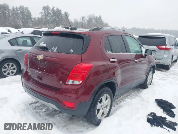 2017 Chevrolet Trax LT with VIN 3GNCJPSB1HL205687, listed as a IAAI auction lot 41566773 with 1 mi miles. Bid and sale history available at carsss.com. Image 4.