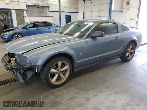 2006 Ford Mustang GT Deluxe with VIN 1ZVFT82H465170230, listed as a Copart auction lot 62721065 with 41,977 mi miles and Salvage title. Bid and sale history available at DreamBid. Image 1.