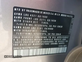 2023 Volkswagen Taos S z VIN 3VVCX7B22PM352537, wystawiony jako Copart lot #46912625 z przebiegiem 13 514 mil mil oraz Szkoda całkowita • Salvage title. Historia ofert i sprzedaży dostępna na DreamBid. Obrazek 14.