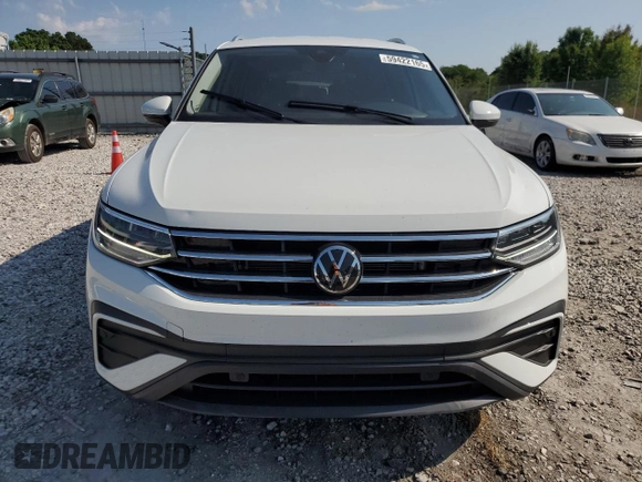 2024 Volkswagen Tiguan SE with VIN 3VV3B7AX8RM067341, listed as a Copart auction lot 59422165 with 12,464 mi miles and Salvage title. Bid and sale history available at DreamBid. Image 5.