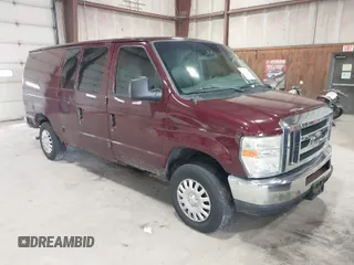 2008 Ford Econoline Cargo Commercial with VIN 1FTNE24W08DA96699, listed as a IAAI auction lot 42023339 with 256,667 mi miles. Bid and sale history available at carsss.com. Image 1.