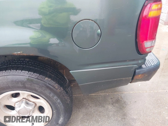 1998 Ford Explorer XLT z VIN 1FMZU35P1WZA75454, wystawiony jako IAAI lot #42360349 z przebiegiem 169 560 mil mil oraz . Historia ofert i sprzedaży dostępna na DreamBid. Obrazek 6.