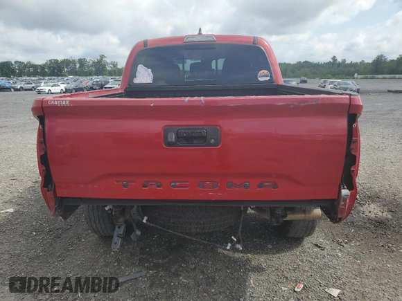 2018 Toyota Tacoma SR z VIN 3TMCZ5AN2JM138146, wystawiony jako Copart lot #60031945 z przebiegiem 63 151 mil mil oraz Szkoda całkowita • Salvage title. Historia ofert i sprzedaży dostępna na DreamBid. Obrazek 6.