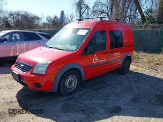 2010 Ford Transit Connect XLT z VIN NM0KS9BN1AT015507, wystawiony jako IAAI lot #41734514 z przebiegiem 192 553 mil mil oraz . Historia ofert i sprzedaży dostępna na DreamBid. Obrazek 2.