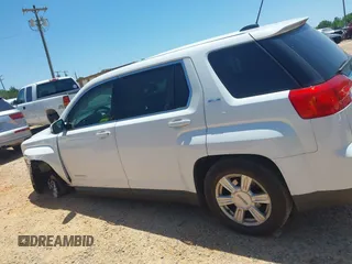 2015 GMC Terrain SLE z VIN 2GKALMEK7F6176531, wystawiony jako IAAI lot #42559112 z przebiegiem 215 849 mil mil oraz . Historia ofert i sprzedaży dostępna na DreamBid. Obrazek 14.