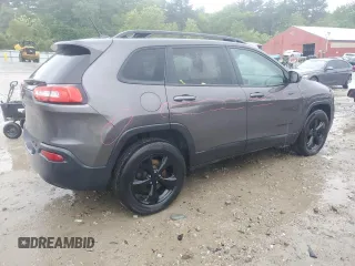 2018 Jeep Cherokee Latitude с VIN 1C4PJMCB7JD502546, выставлен на аукционе Copart как лот 58033135 с пробегом 72 535 миль миль и Списание • Salvage title. История ставок и продаж доступна на DreamBid. Изображение 3.